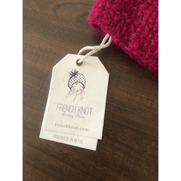 French Knot Lindsay Mason Wool Fleece Lined Hand Embroidered Hat NWT Beaded - Picture 2 of 6